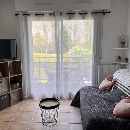 Apartment Vue Sur Jardins - Confort Proche